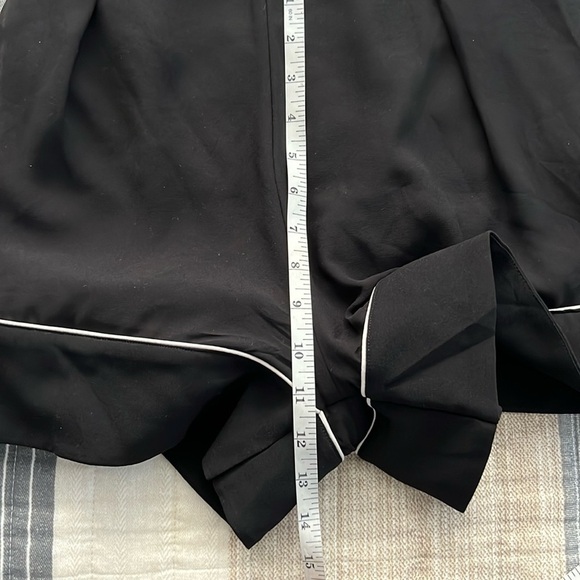 Few Moda,Lux Romper,Feel The Incredible Quality,White Edging,Excellent Condition - Picture 12 of 12